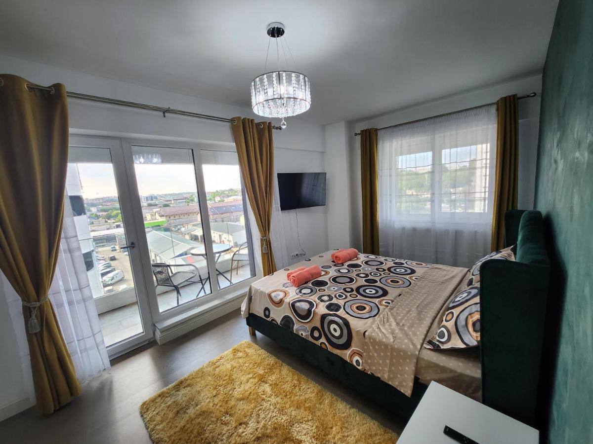 Near Airport 2 Rooms Apartments In Himson Jászvásár Kültér fotó