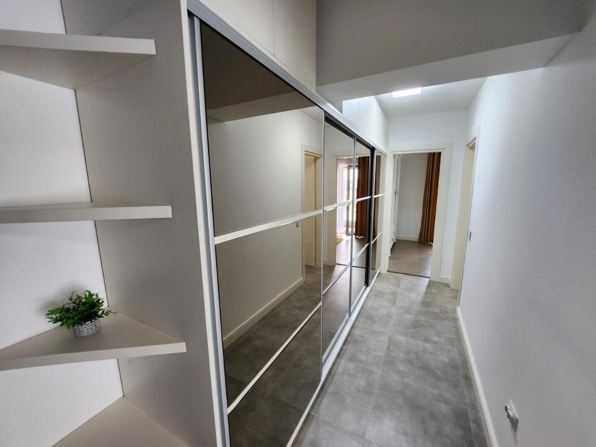 Near Airport 2 Rooms Apartments In Himson Jászvásár Kültér fotó
