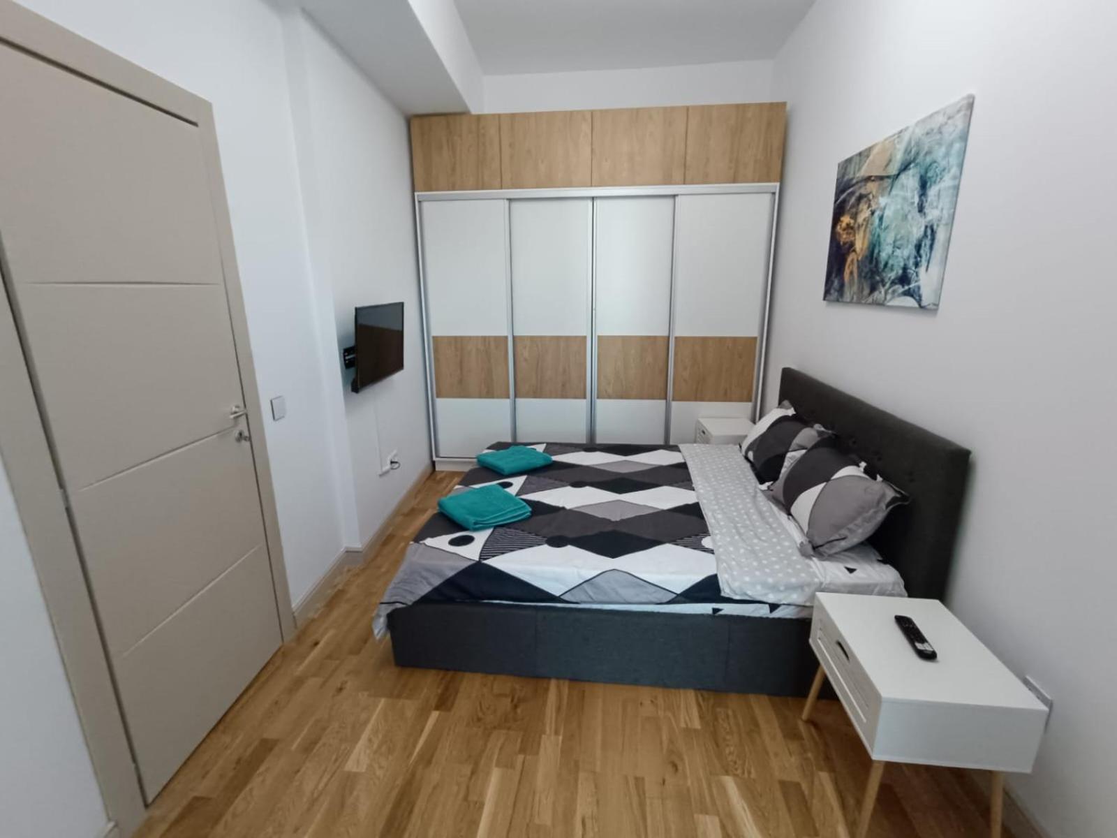 Near Airport 2 Rooms Apartments In Himson Jászvásár Kültér fotó